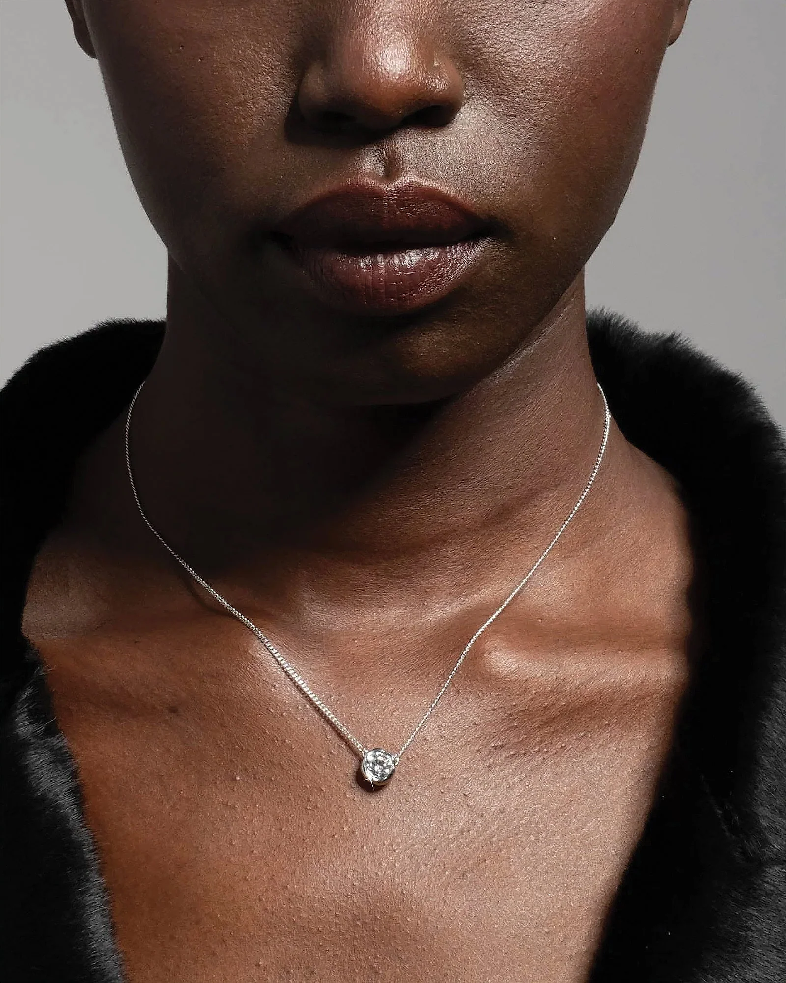 Asterales Silver Solitaire Necklace - Image 2