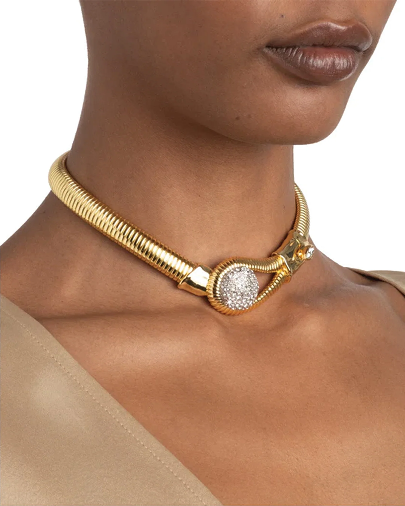 Solanales Crystal Pebble Collar Necklace - Image 4
