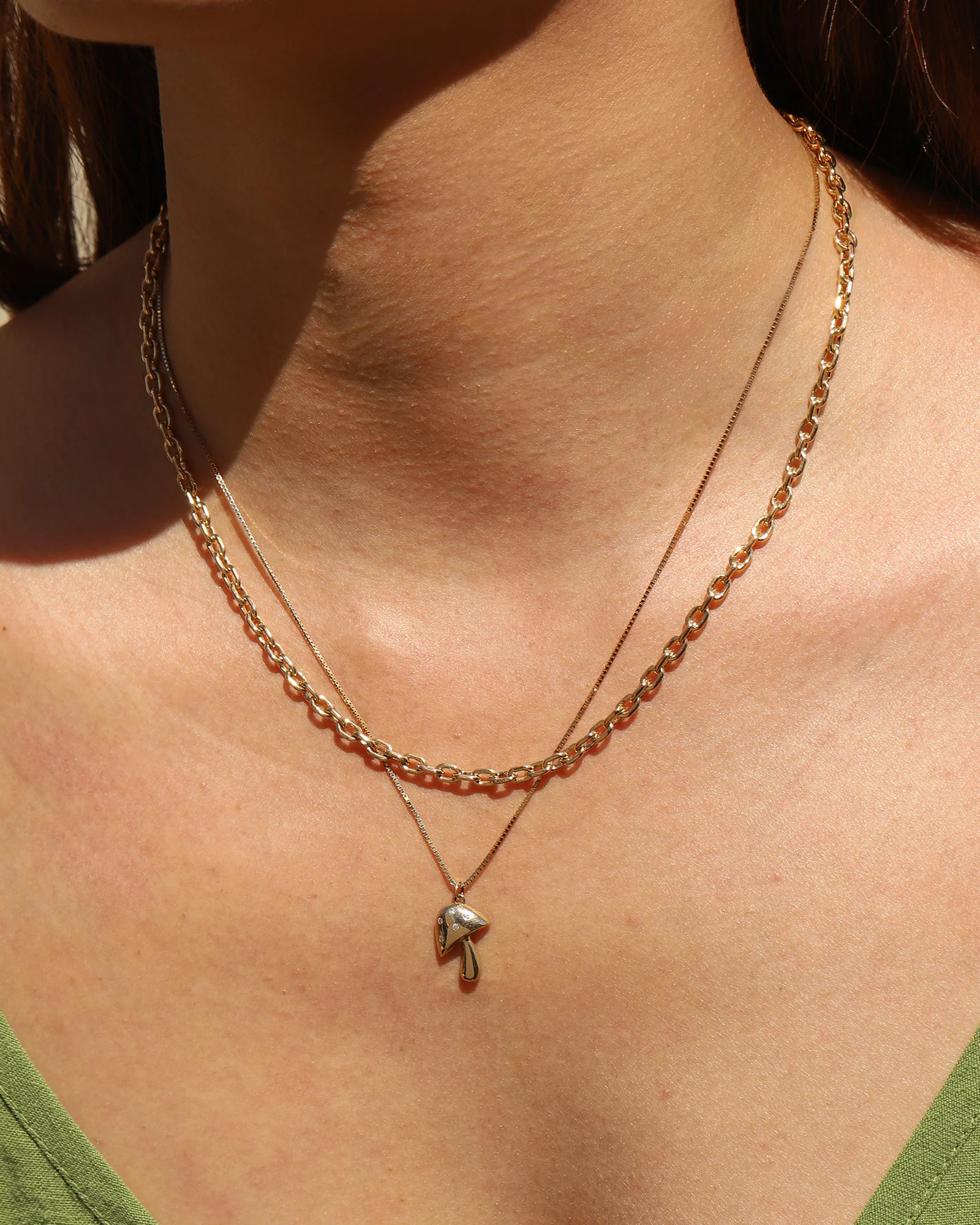 Diamond Mushroom Box Chain Necklace - Image 2