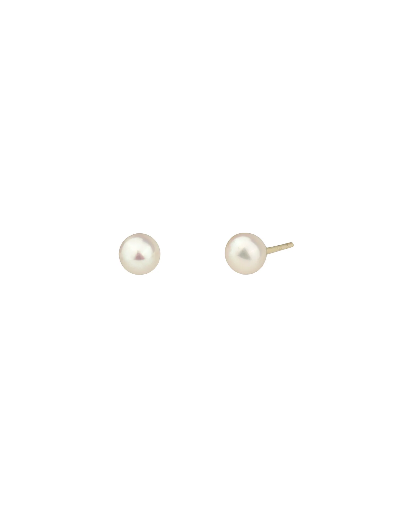 Pearl Studs | 4mm