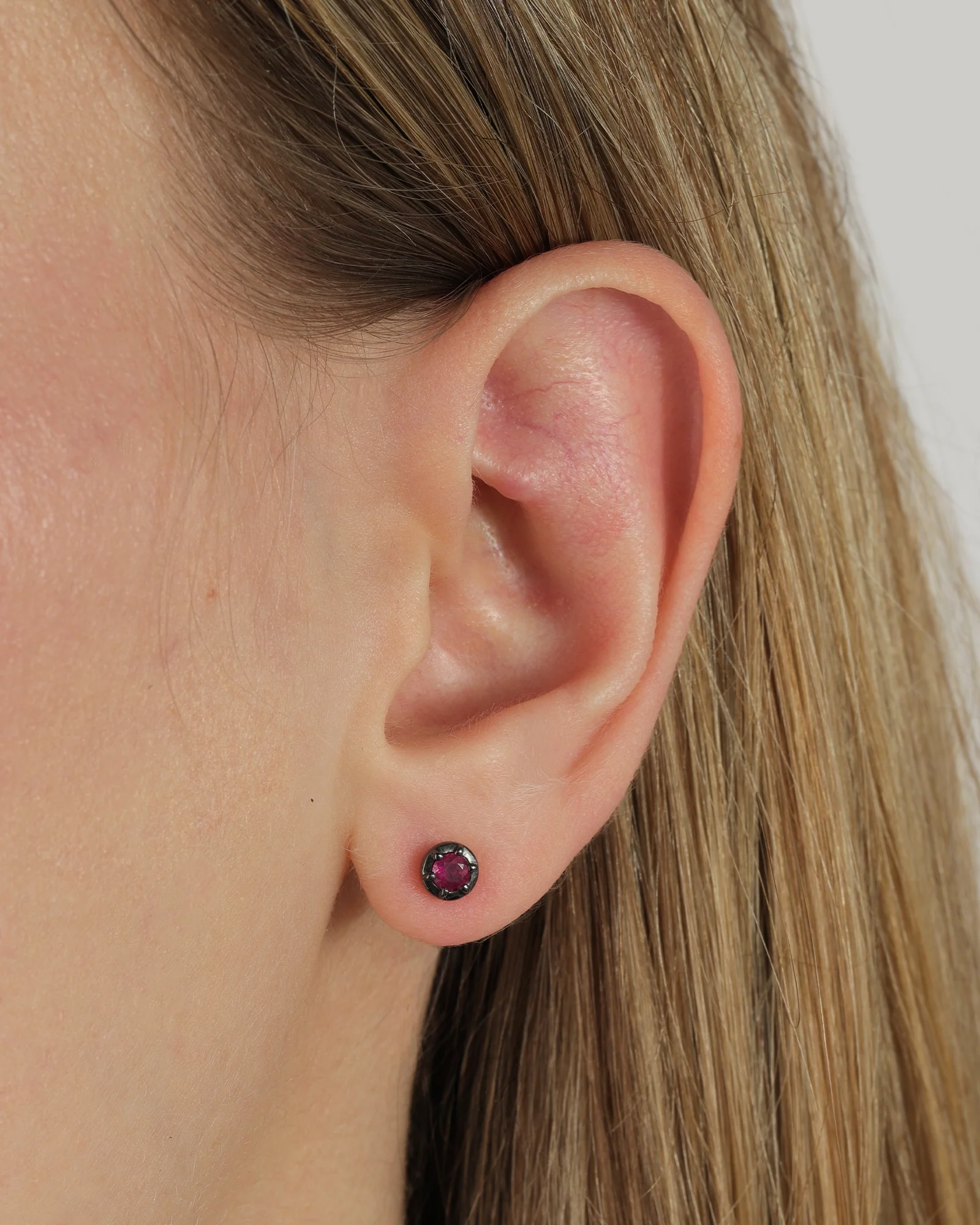 Round Organic Studs - Image 2