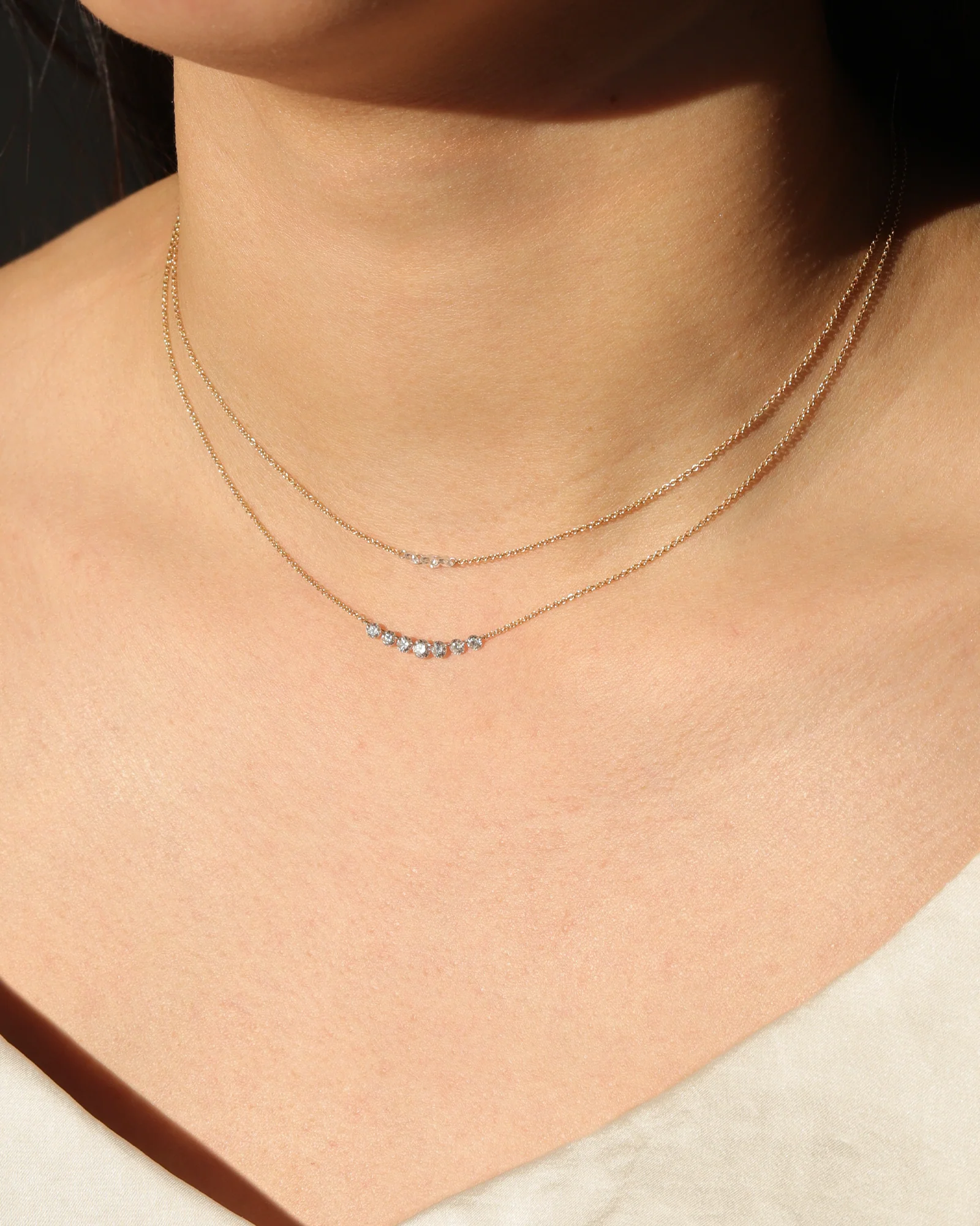 Three Gradual Diamond Floating Necklace - Image 2
