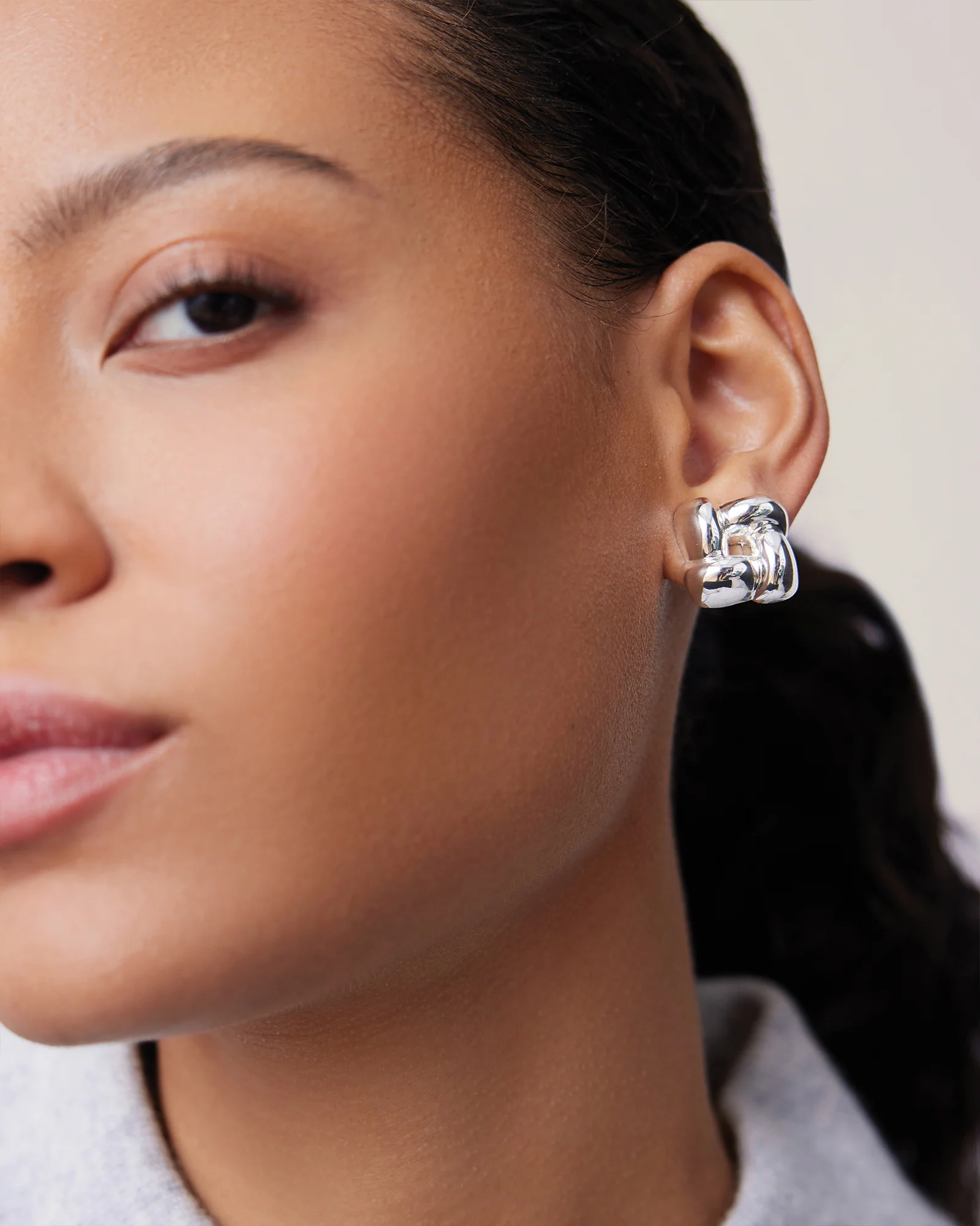 Small Woven Square Earrings - Image 2