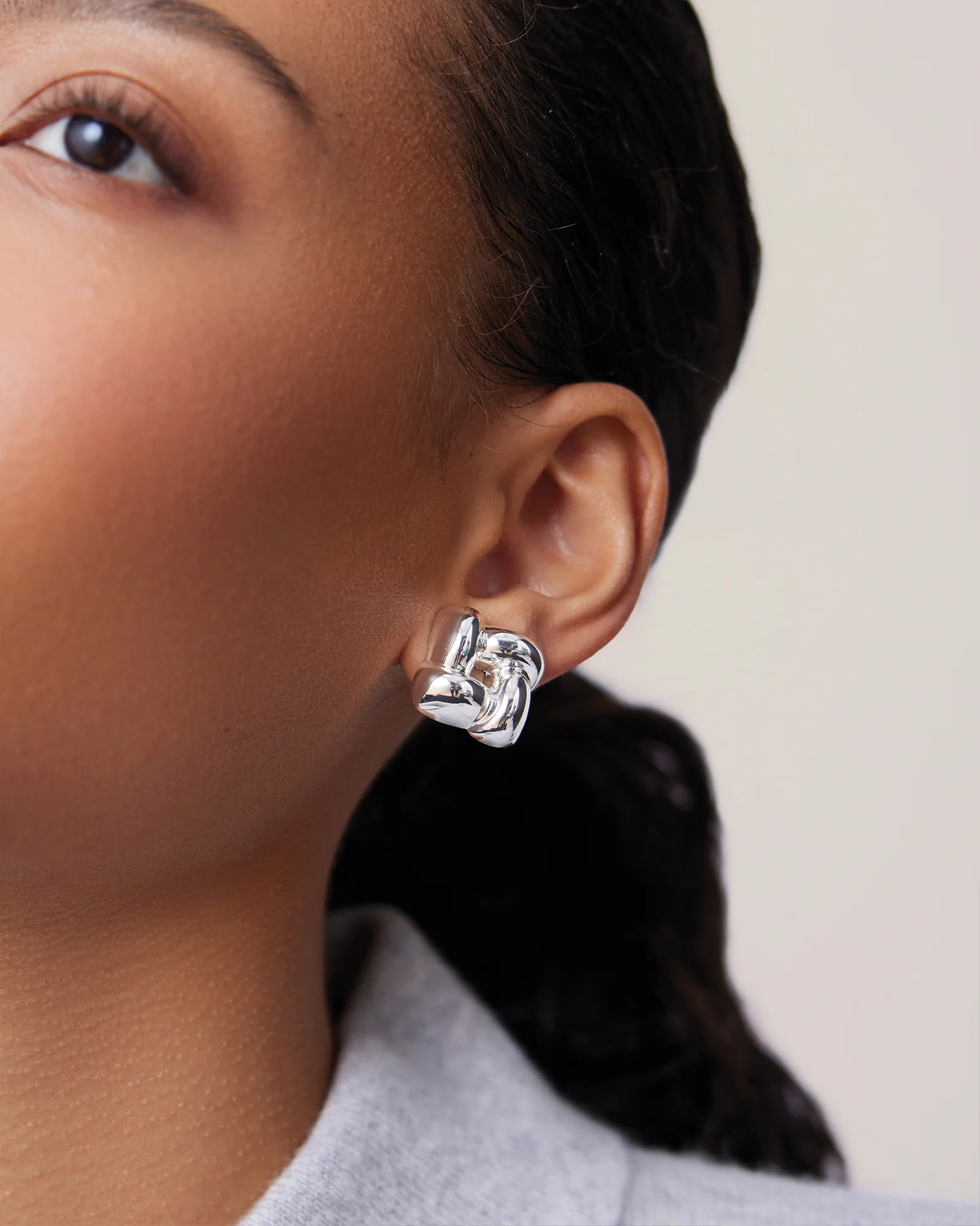 Small Woven Square Earrings - Image 4