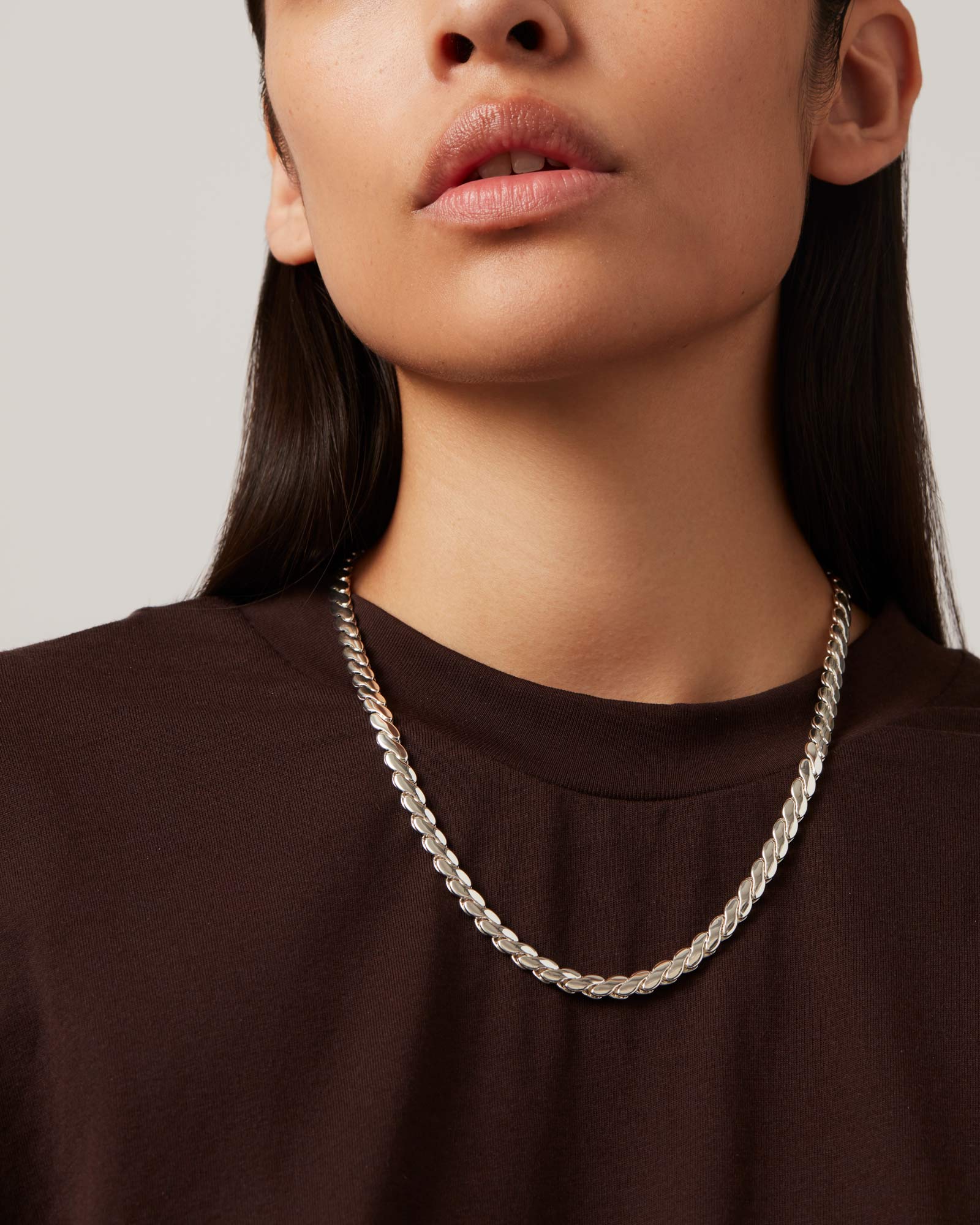 Paloma Chain Necklace - Image 2