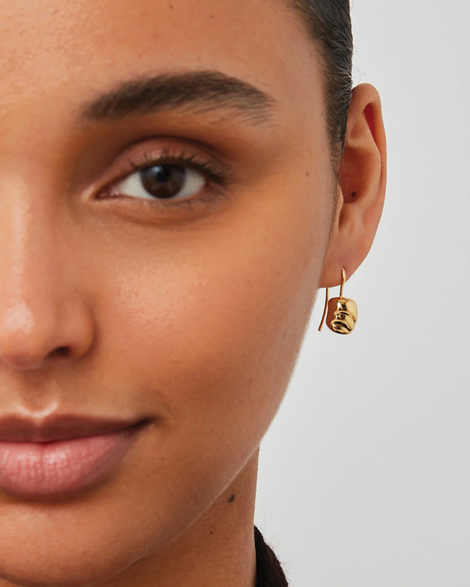 Rue Drop Earrings - Image 2