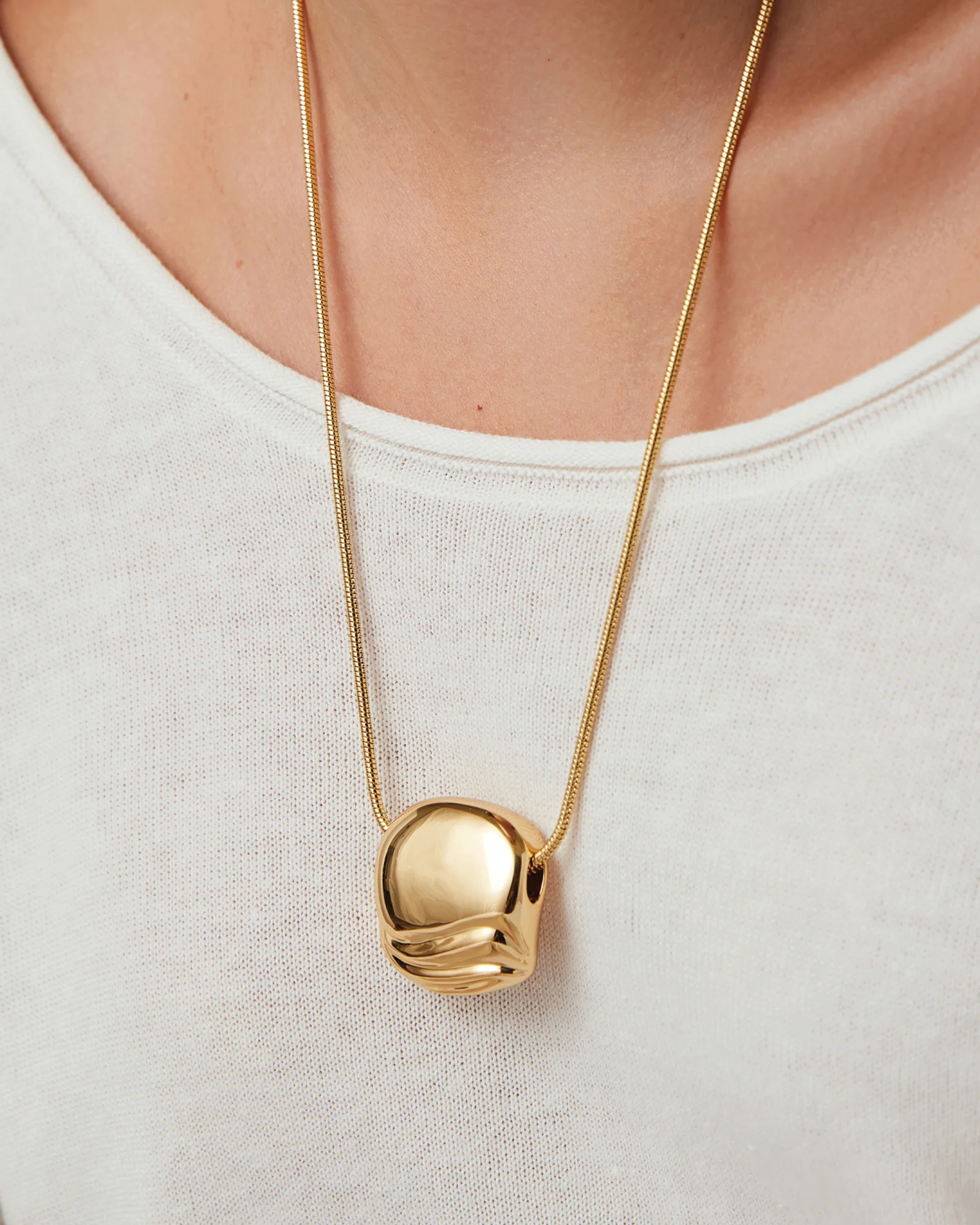 Rue Pendant Necklace - Image 5