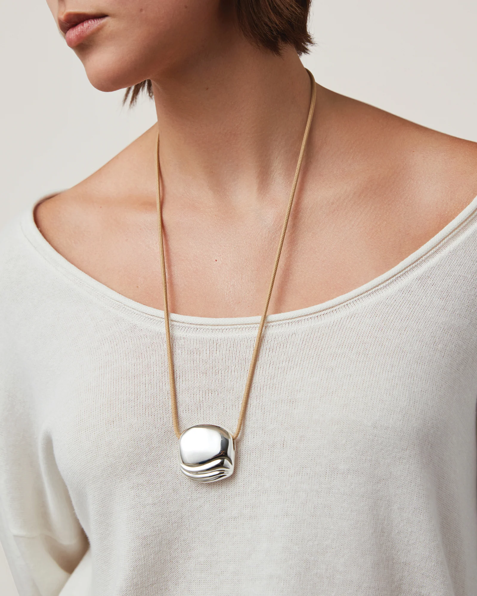 Rue Rope Necklace - Image 2