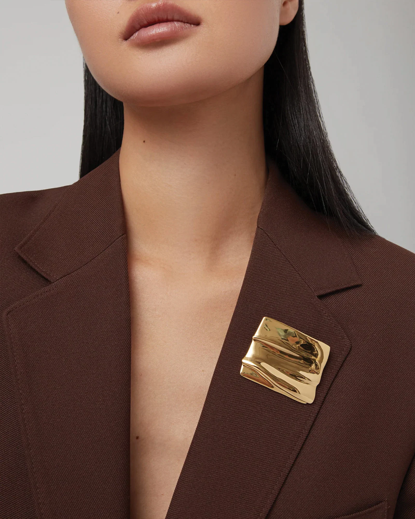 Sundra Brooch - Image 2