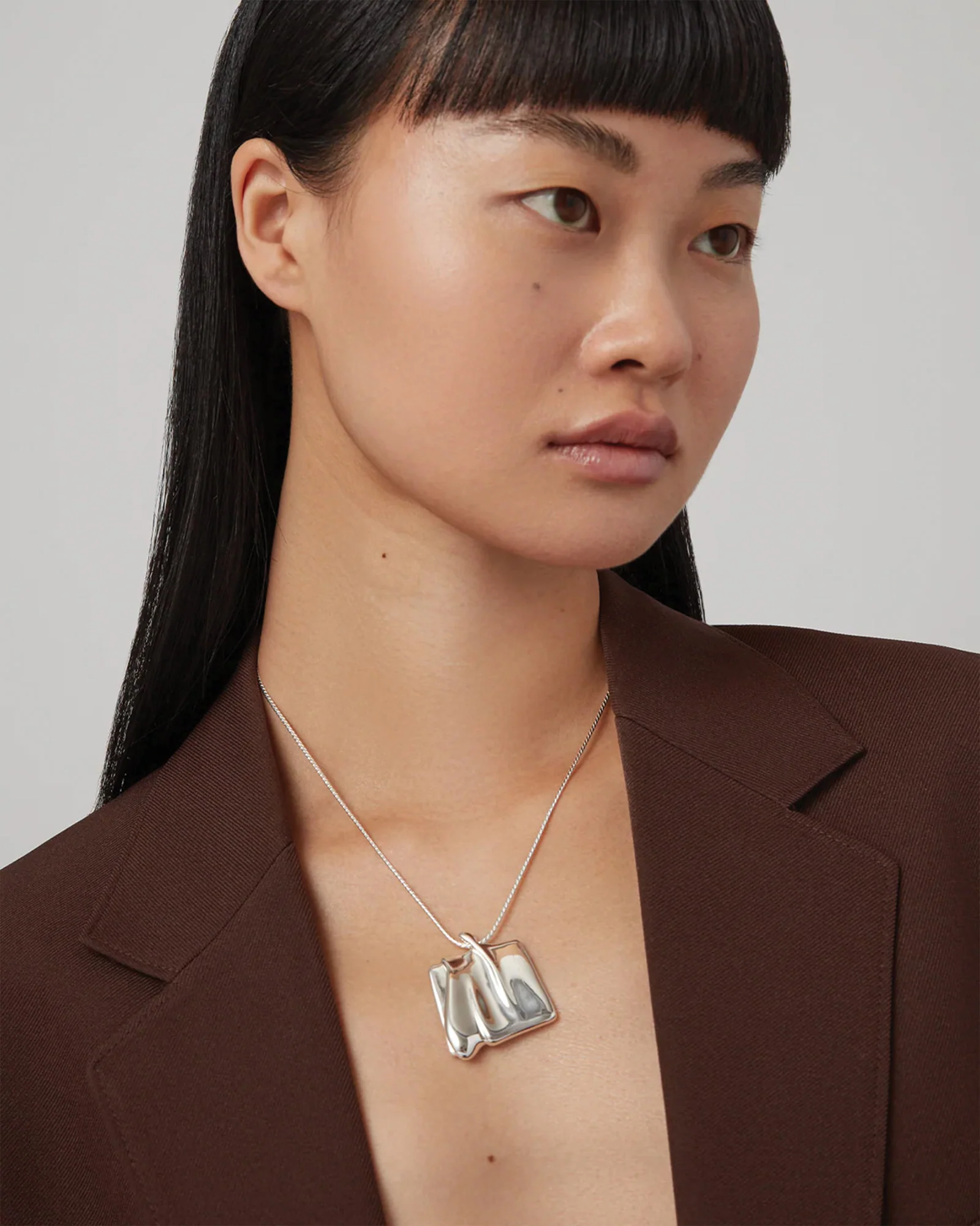 Sundra Pendant Necklace Large - Image 4