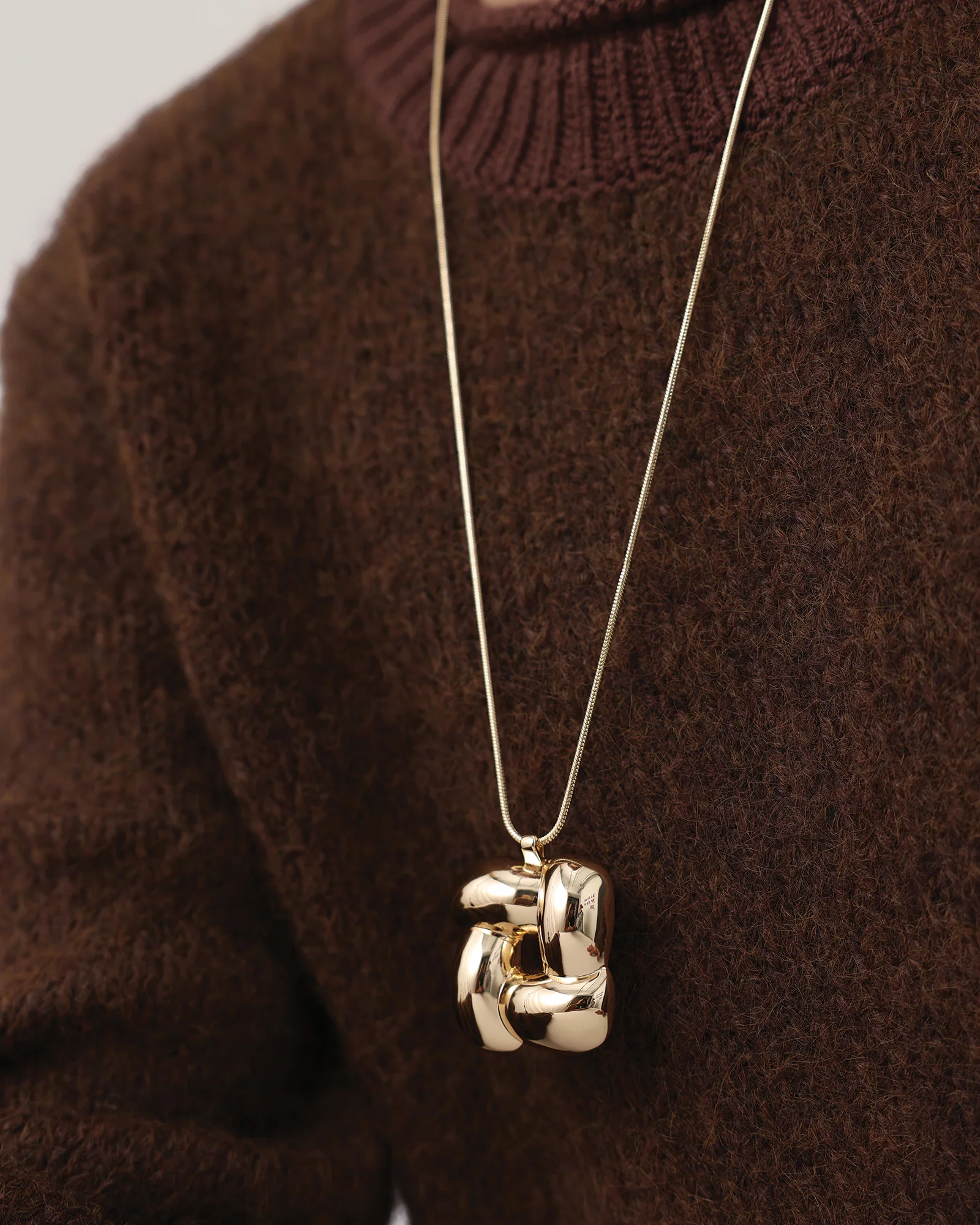 Woven Square Pendant Necklace - Image 5