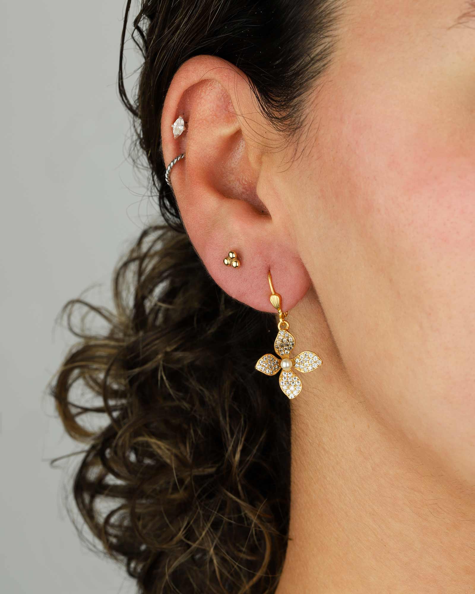 Pavé Flower Pearl Hooks - Image 2
