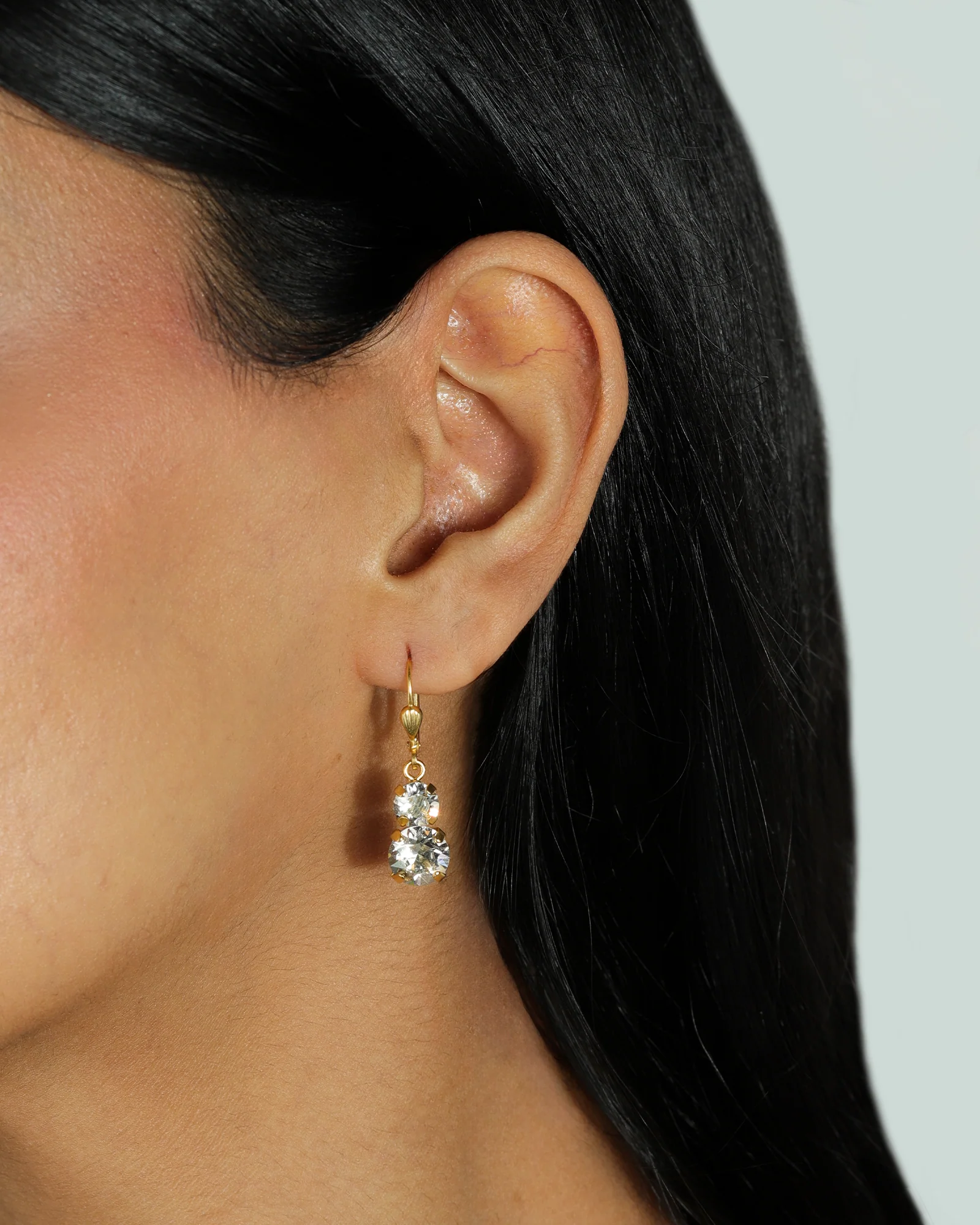 Graduated Round Crystal Hooks - Image 2