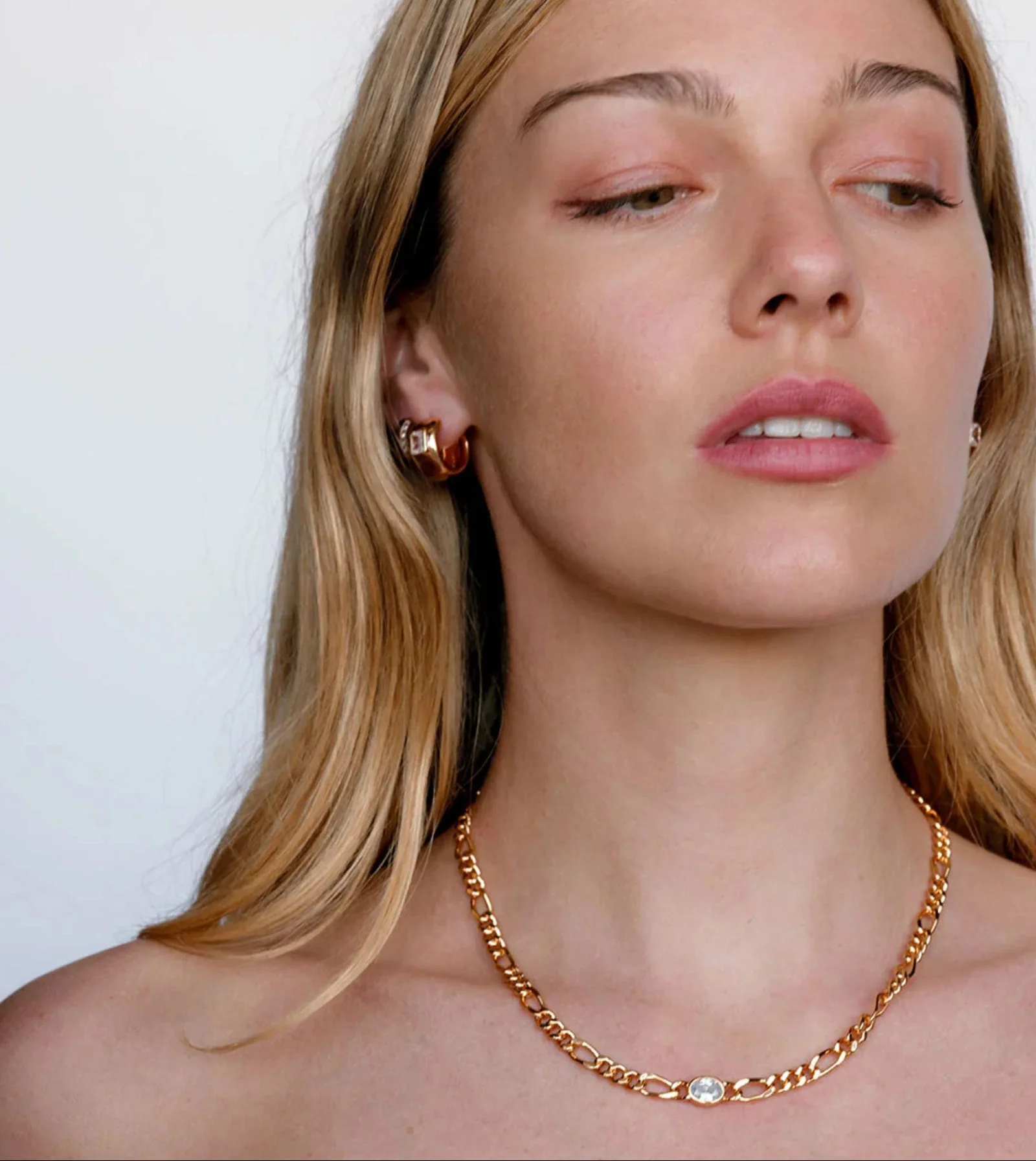 Oval Bezel Chain Necklace - Image 2