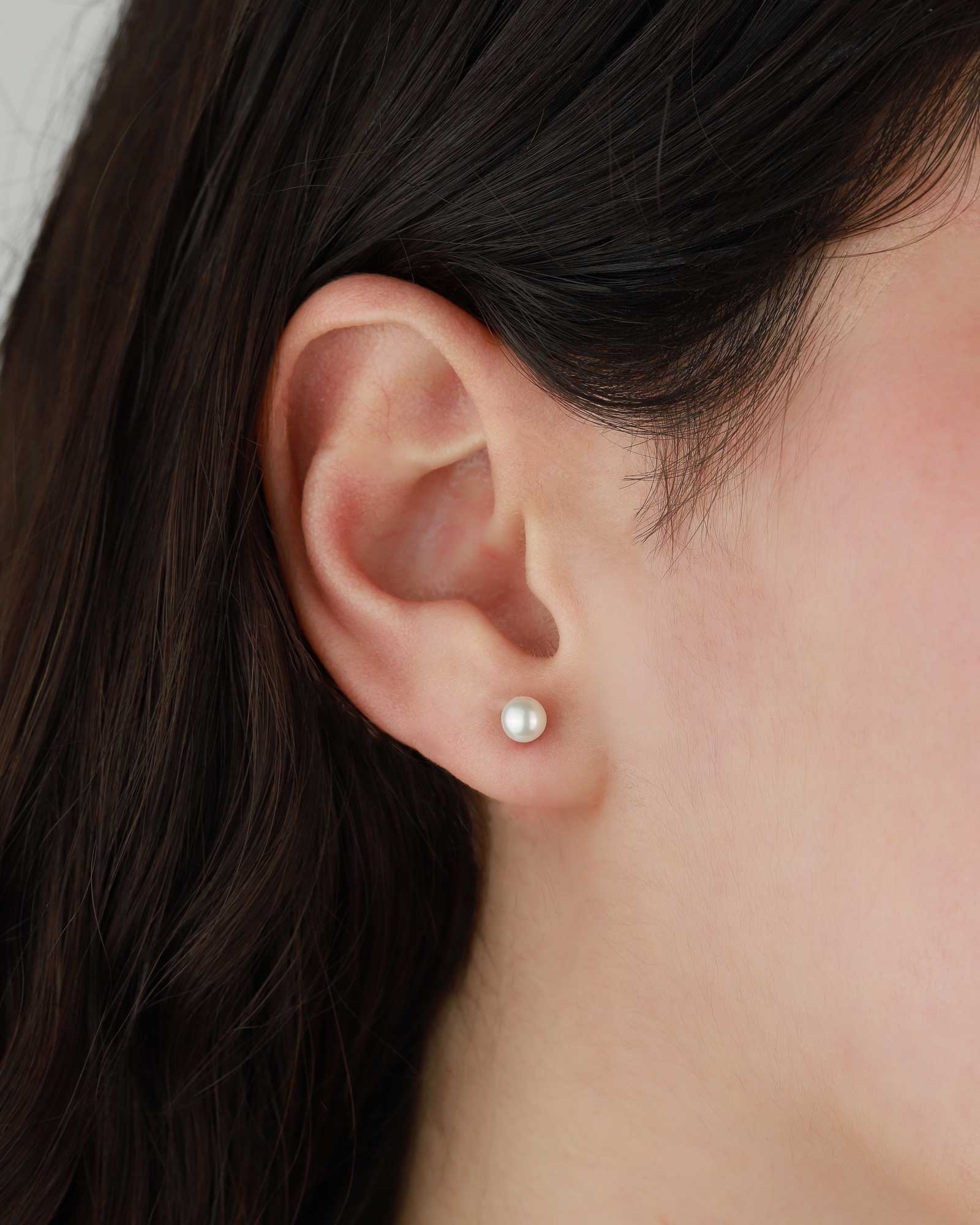 Pearl Studs | 4mm - Image 2