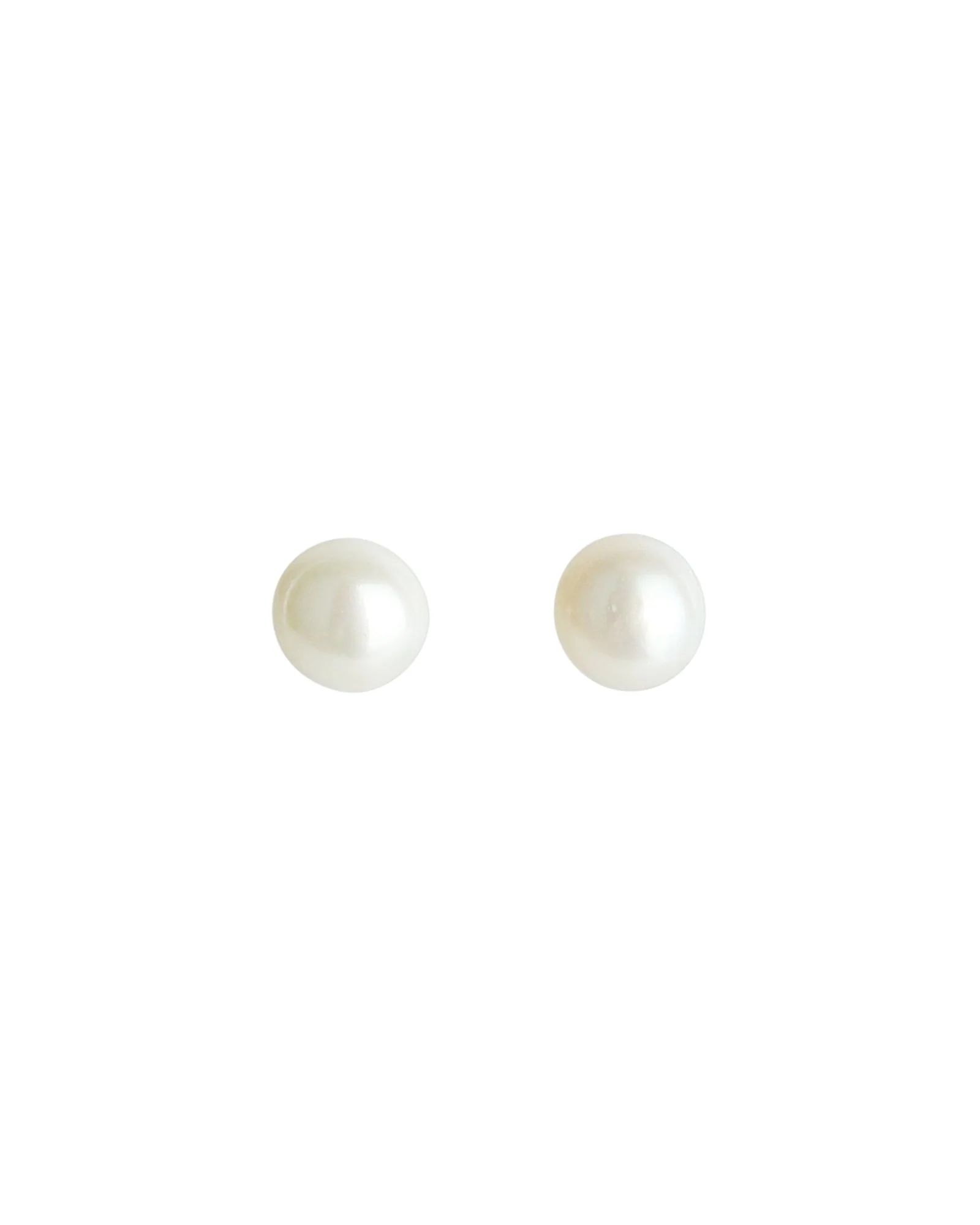 Pearl Studs | 4mm
