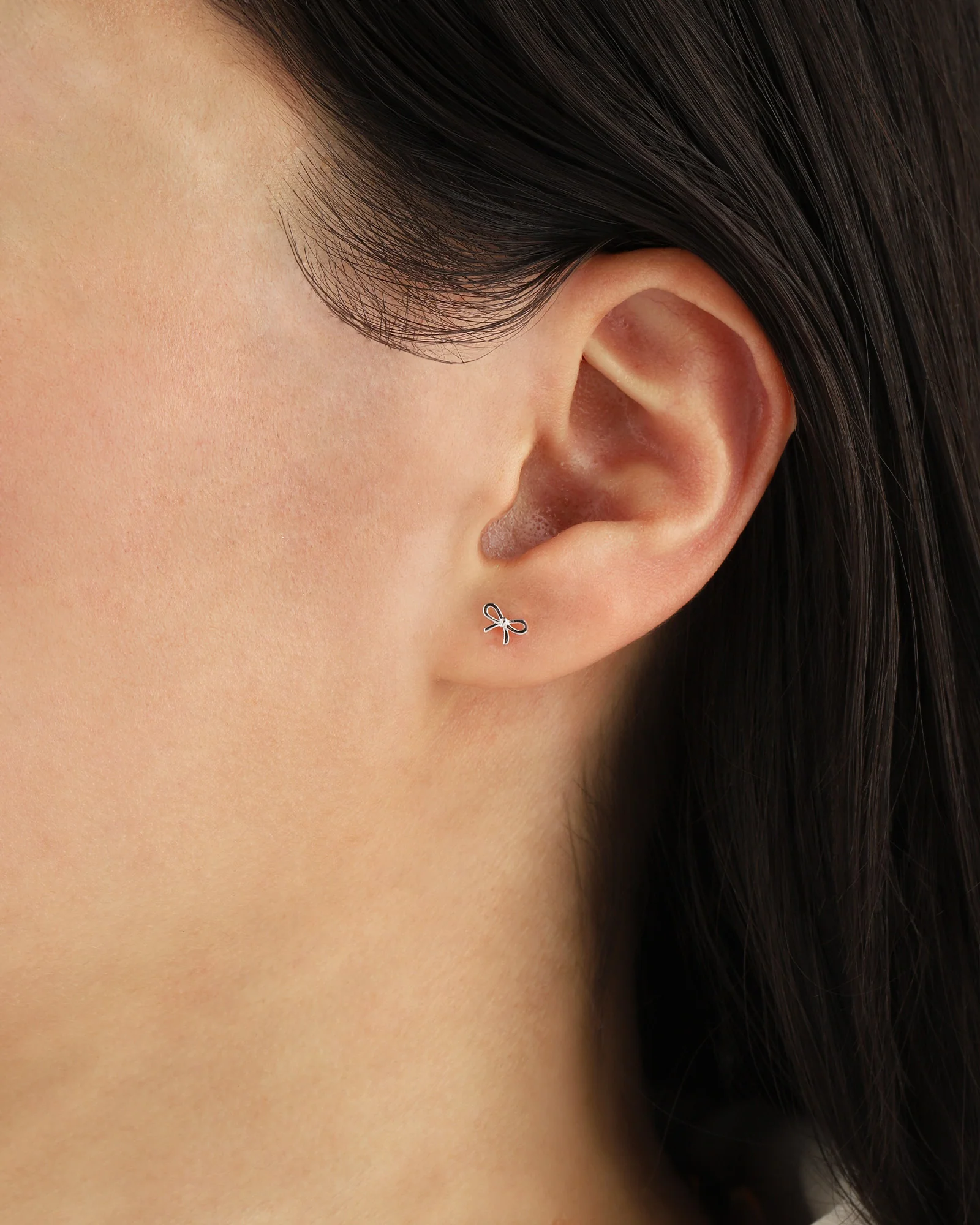 Bow Single Stud - Image 2
